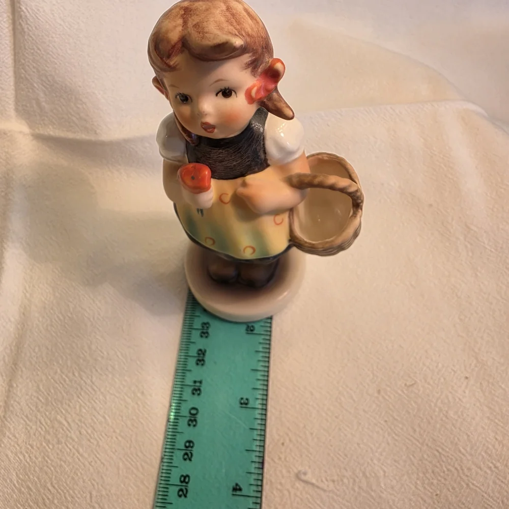 Vintage Goebel Hummel Sister Little Girl With A Basket Figurine TMK 6